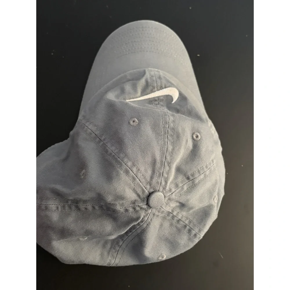 Nike S1ZE Gray Strapback Baseball Cap OSFM